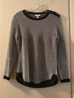 Charter Club Petite crew neck textured sweater black, ivory and metallic yarn